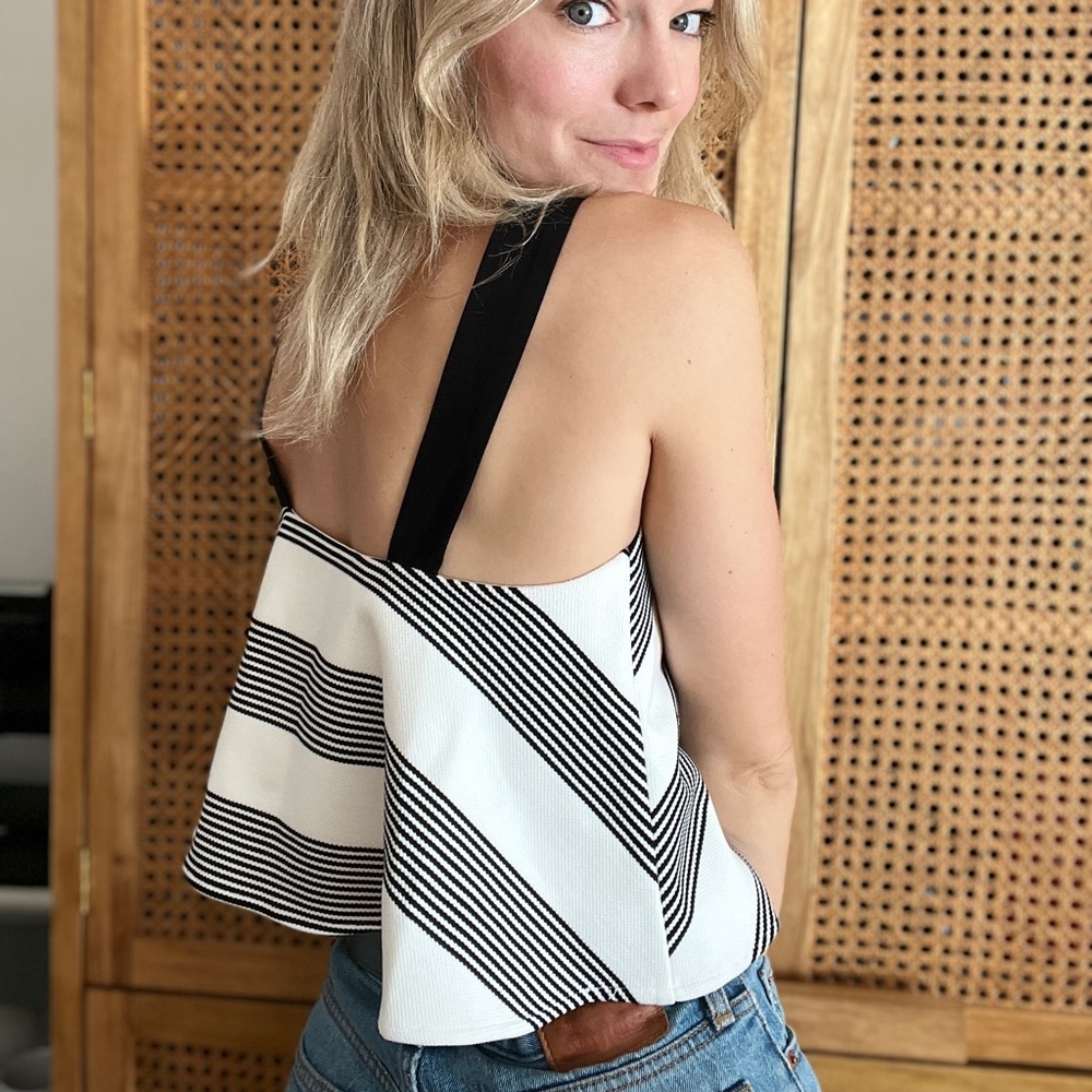 Black and white flowy tank